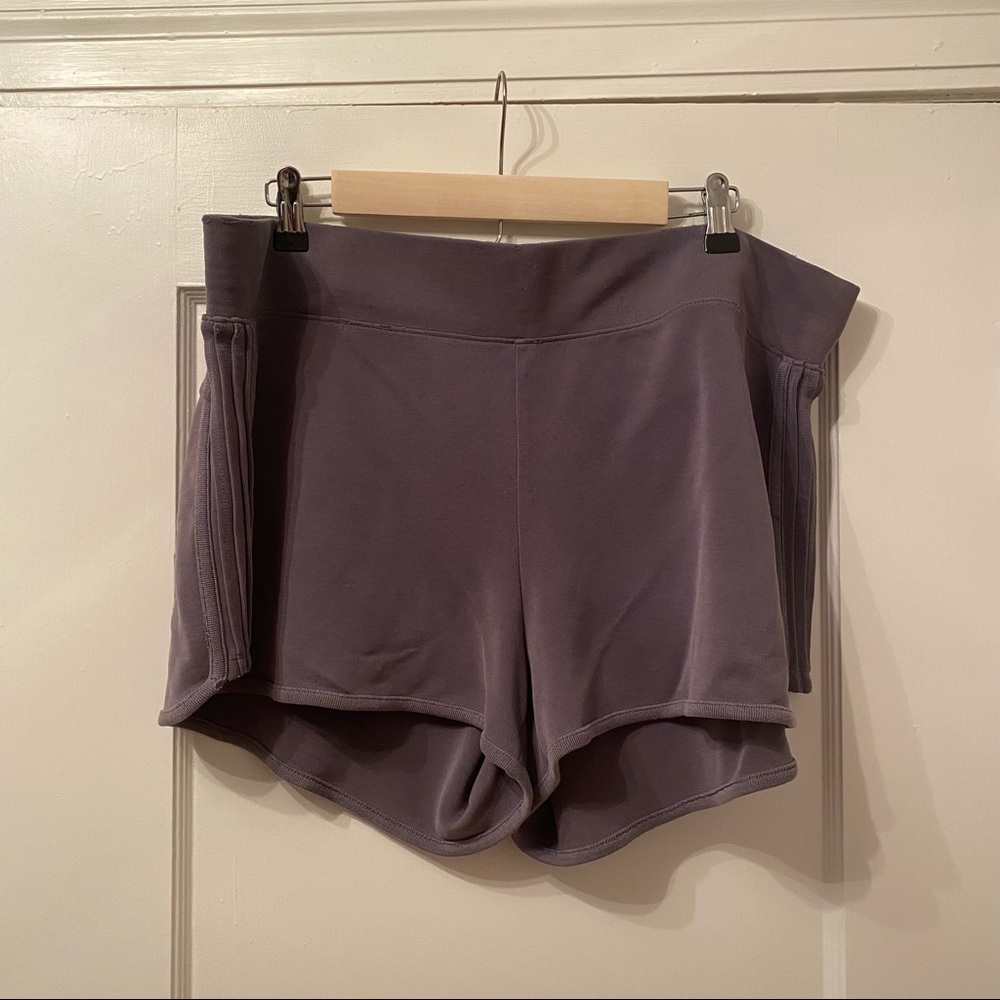 Athleta shorts size XL